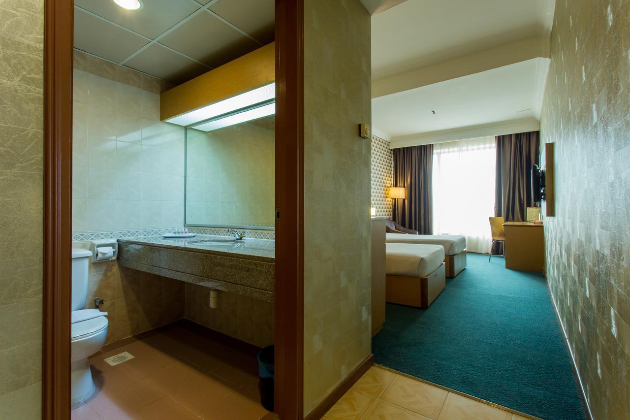 New York Hotel Johor Bahru Exterior foto